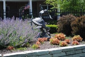 Image Gallery: The Cottages of New Lenox Statue